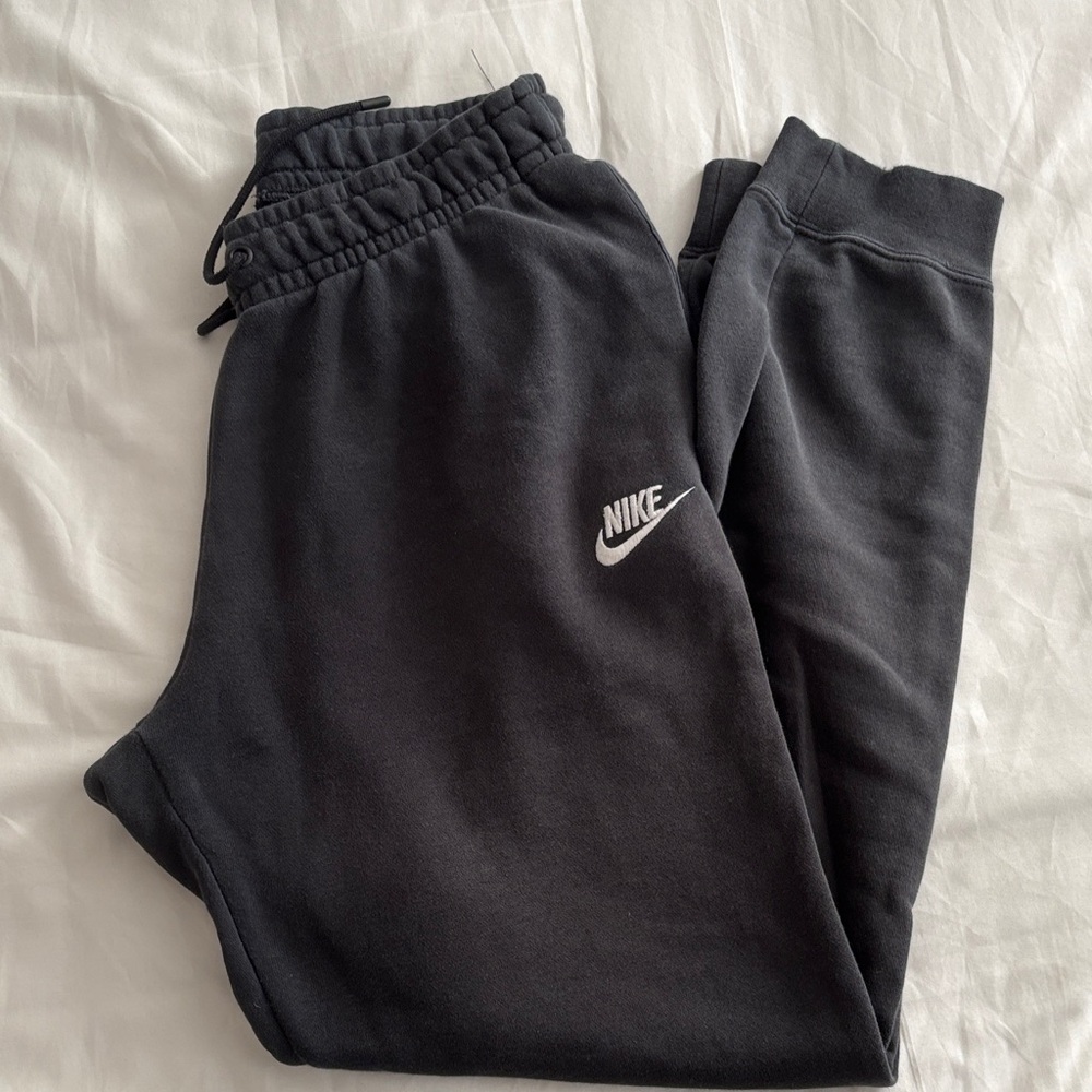 Nike Sweatpants